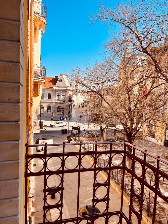 Apartment Friends Central Oradea Exterior foto