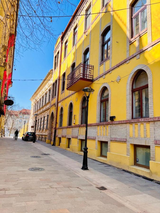 Apartment Friends Central Oradea Exterior foto